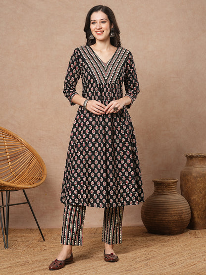 Ethnic & Stripes Printed A-Line Pleated Kurta with Pant - Black