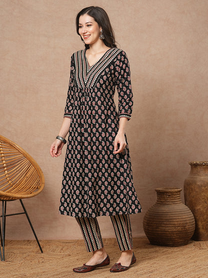 Ethnic & Stripes Printed A-Line Pleated Kurta with Pant - Black