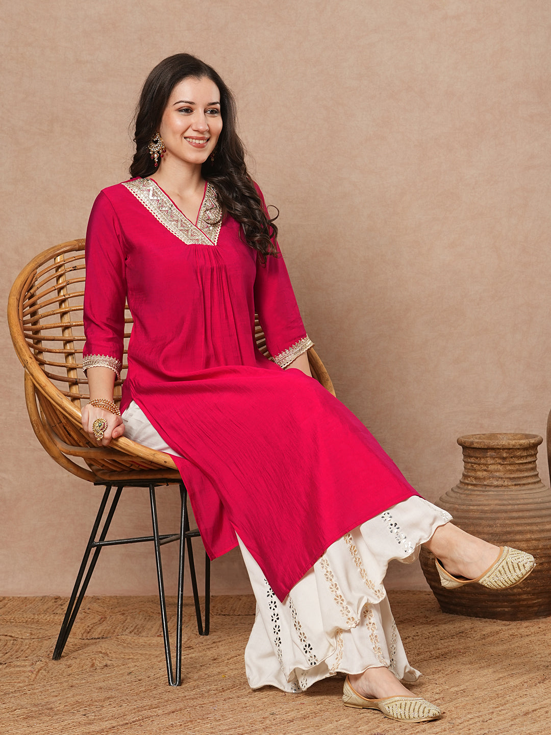 Ethnic Embroidered Straight Fit Kurta - Pink