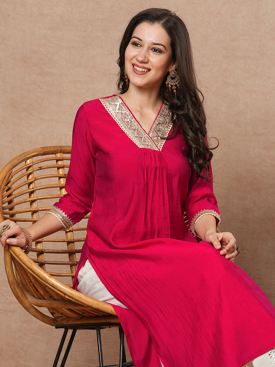 Ethnic Embroidered Straight Fit Kurta - Pink