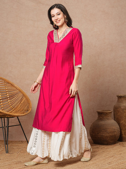 Ethnic Embroidered Straight Fit Kurta - Pink