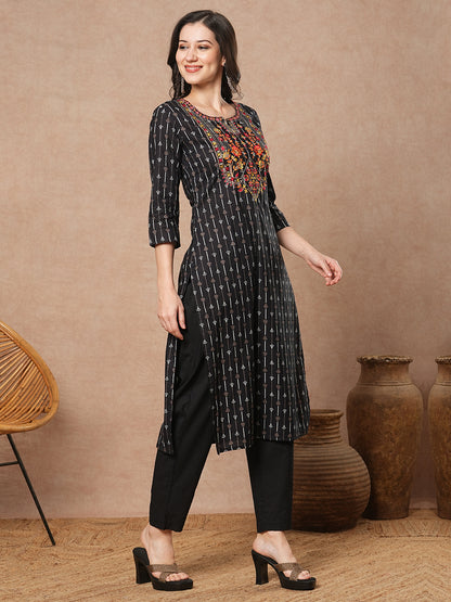 Ethnic Printed & Embroidered Straight Fit Kurta with Pant - Black