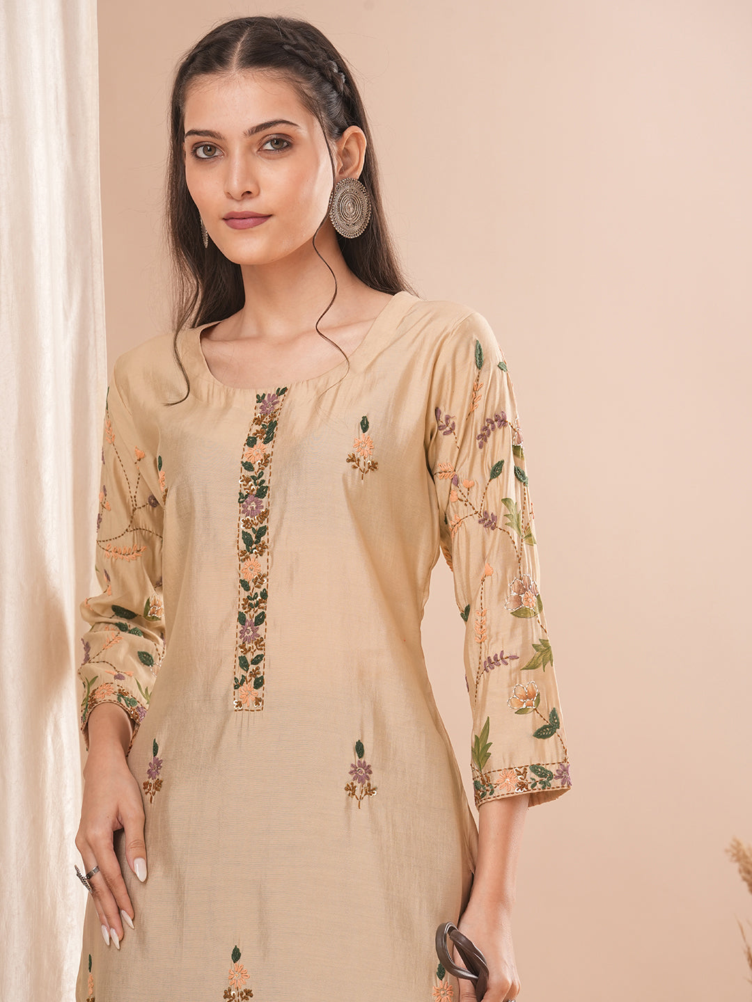 Solid Floral Hand Embroidered Straight Fit Kurta - Beige