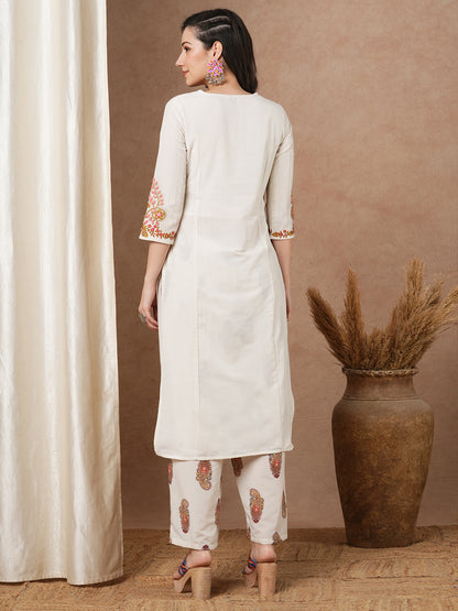 Solid Floral Embroidered Straight Fit Kurta with Palazzo - Off White