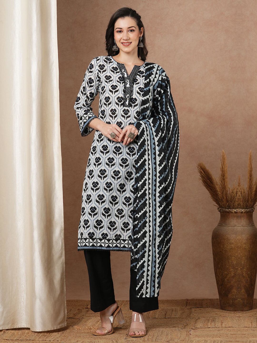 Ethnic Printed Straight Fit Kurta with Pant & Dupatta - White