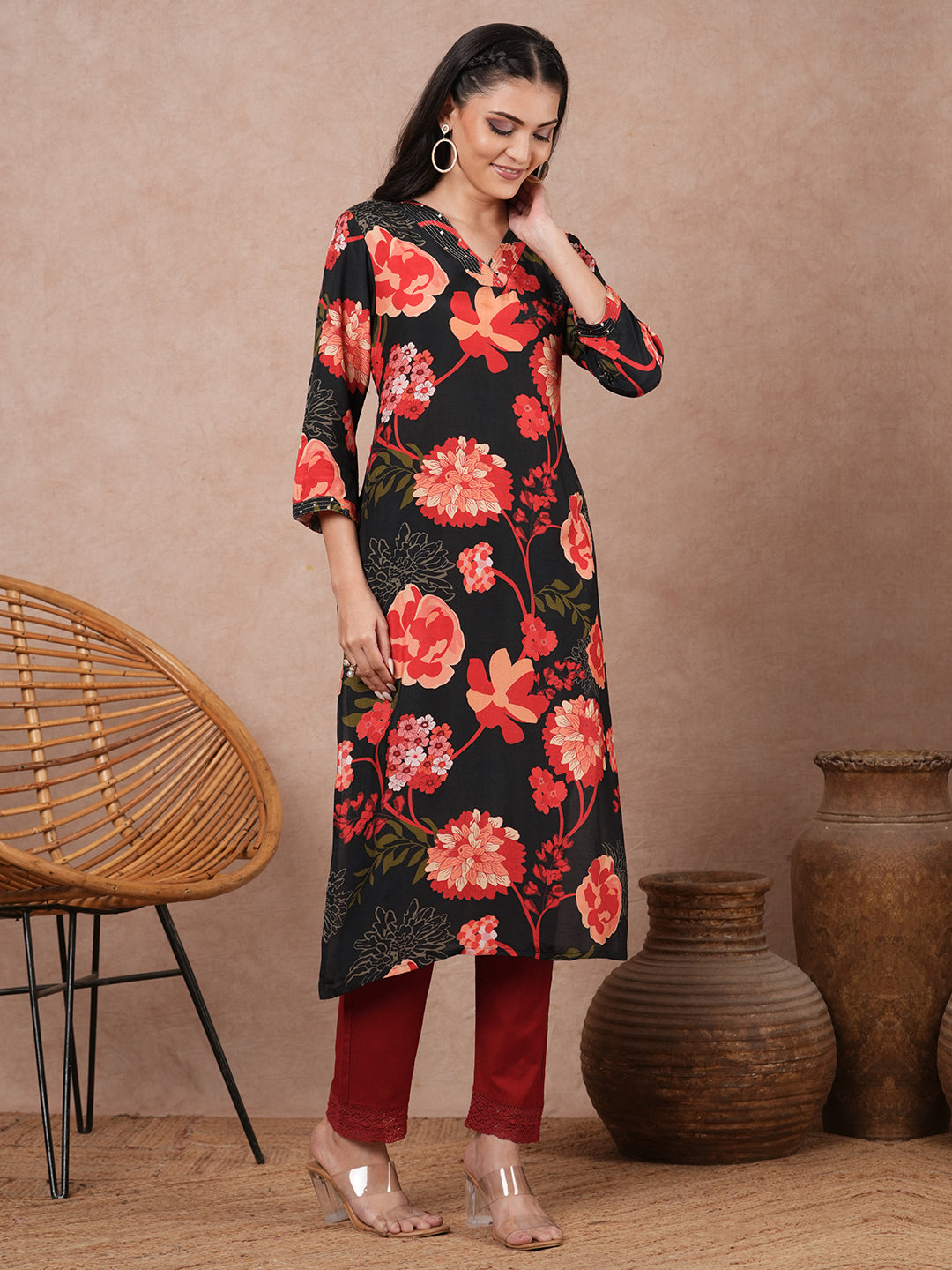 Abstract Floral Printed Straight Fit Kurta - Black