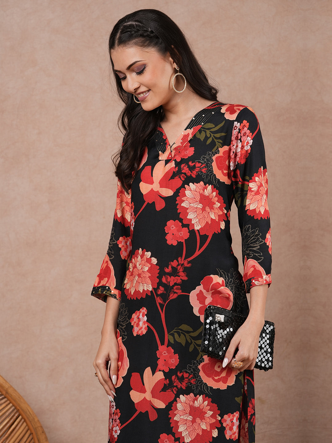 Abstract Floral Printed Straight Fit Kurta - Black