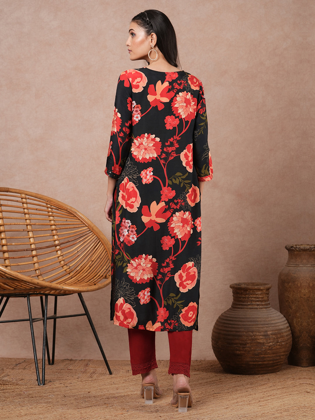 Abstract Floral Printed Straight Fit Kurta - Black