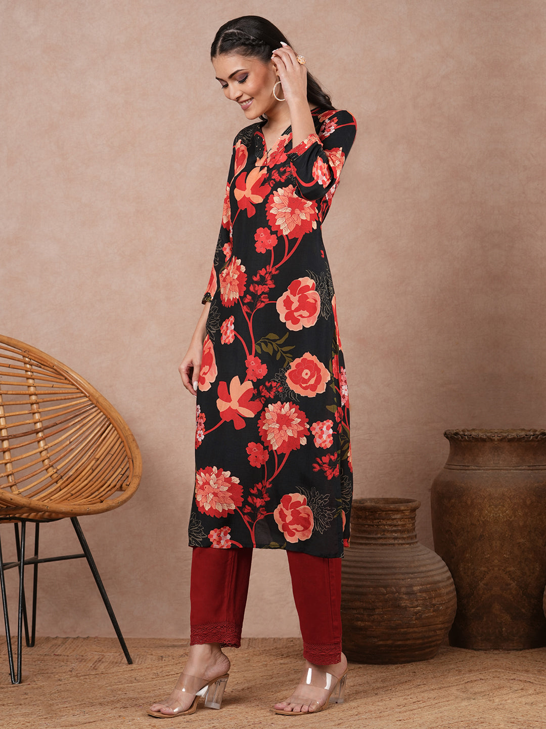 Abstract Floral Printed Straight Fit Kurta - Black