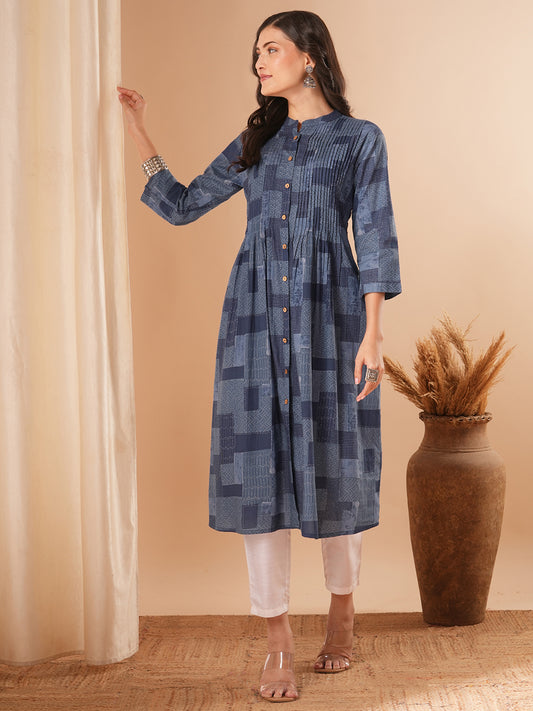 Geometric Checks Printed Pleated A-Line Flared Midi Dress - Blue