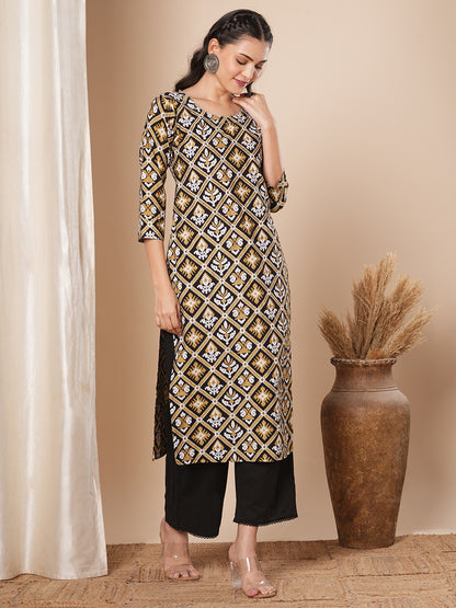 Ethnic Floral Printed & Embroidered Straight Fit Kurta - Multi