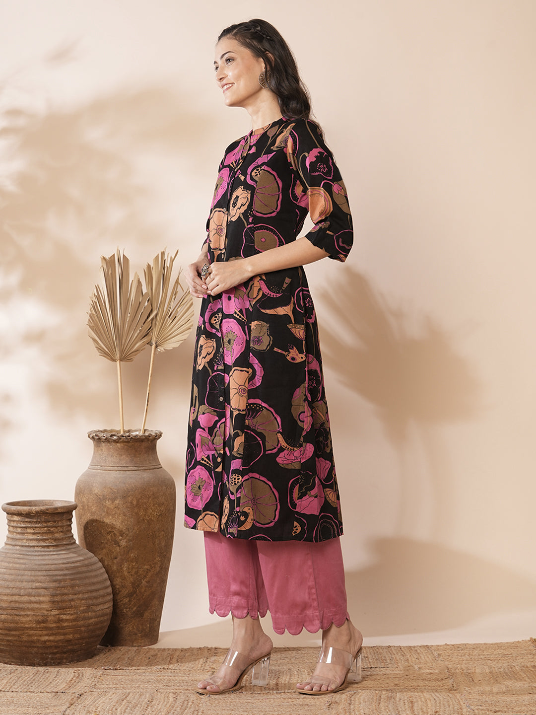 Abstract Floral Printed A-Line Paneled Kurta - Black