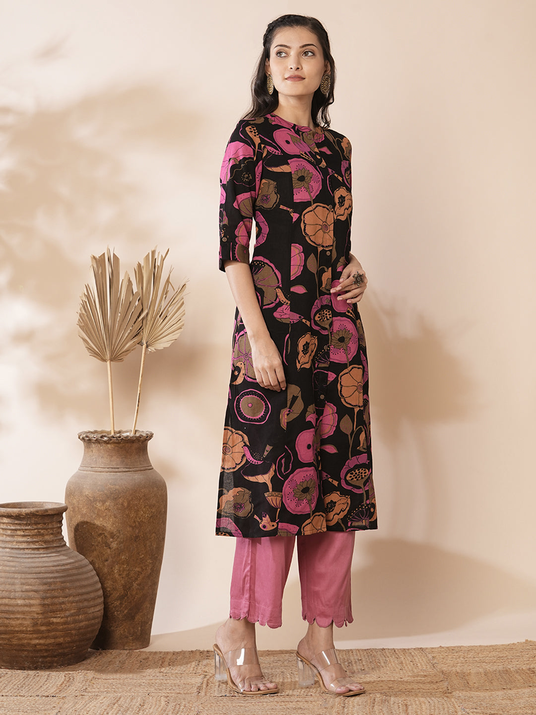 Abstract Floral Printed A-Line Paneled Kurta - Black