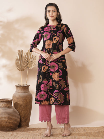 Abstract Floral Printed A-Line Paneled Kurta - Black