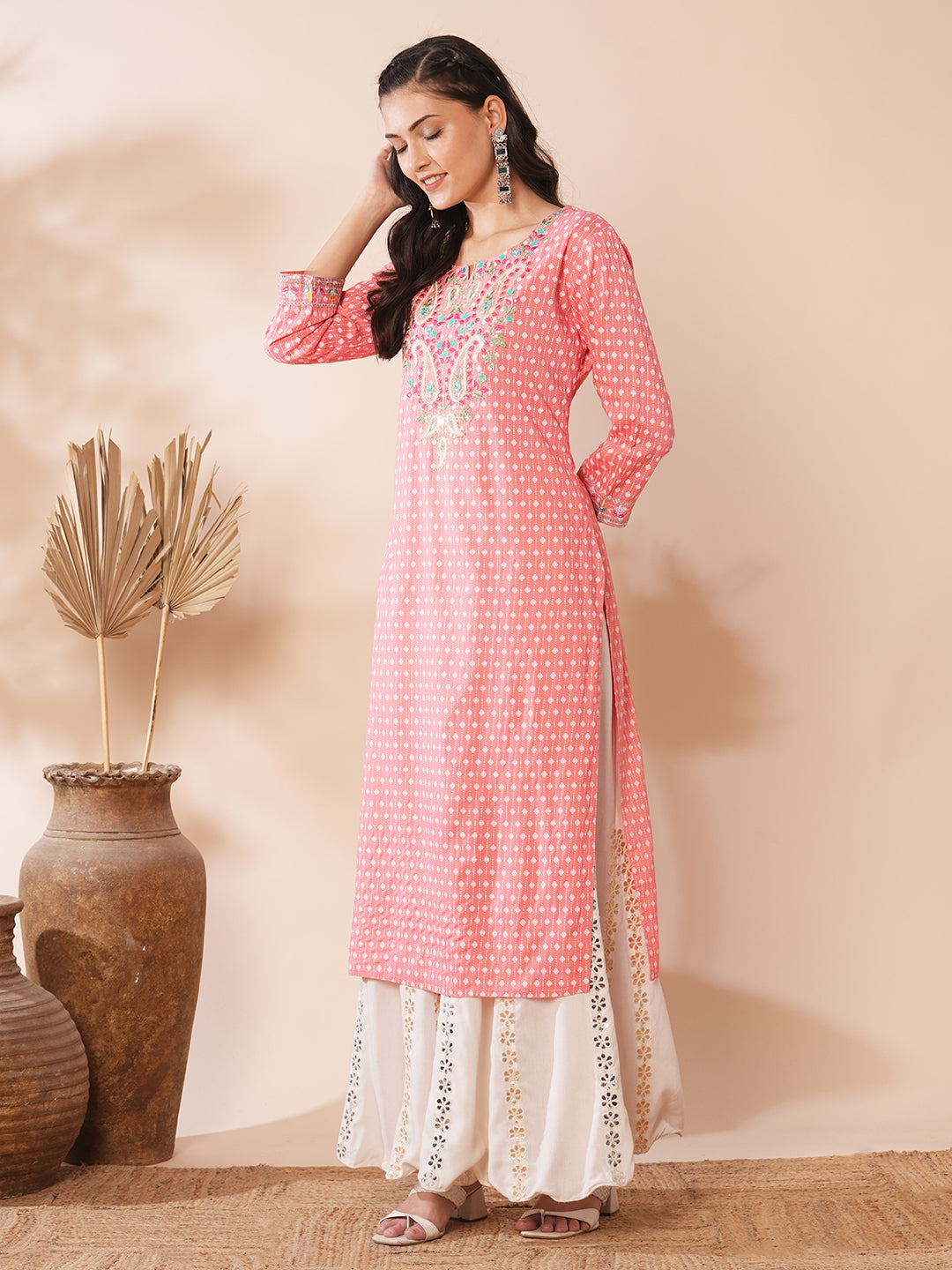 Ethnic Floral Printed & Embroidered Straight Fit Kurta - Peach