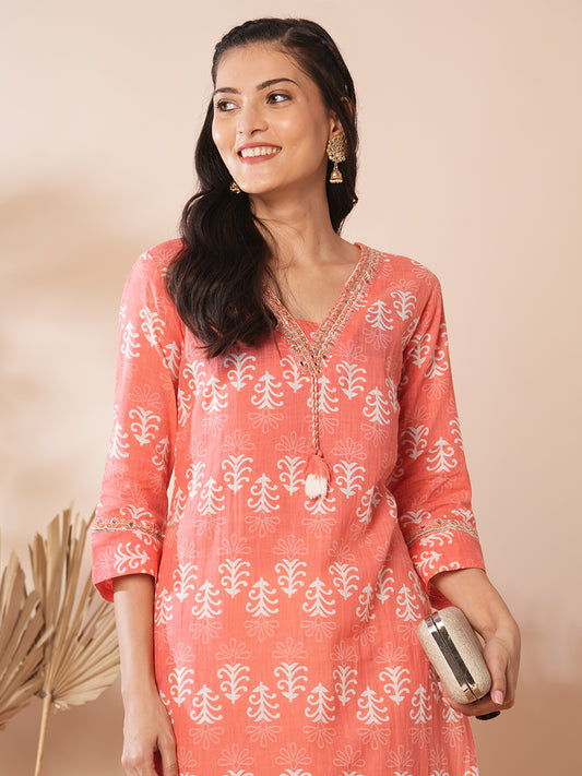 Ethnic Floral Printed & Embroidered Straight Fit Kurta - Peach