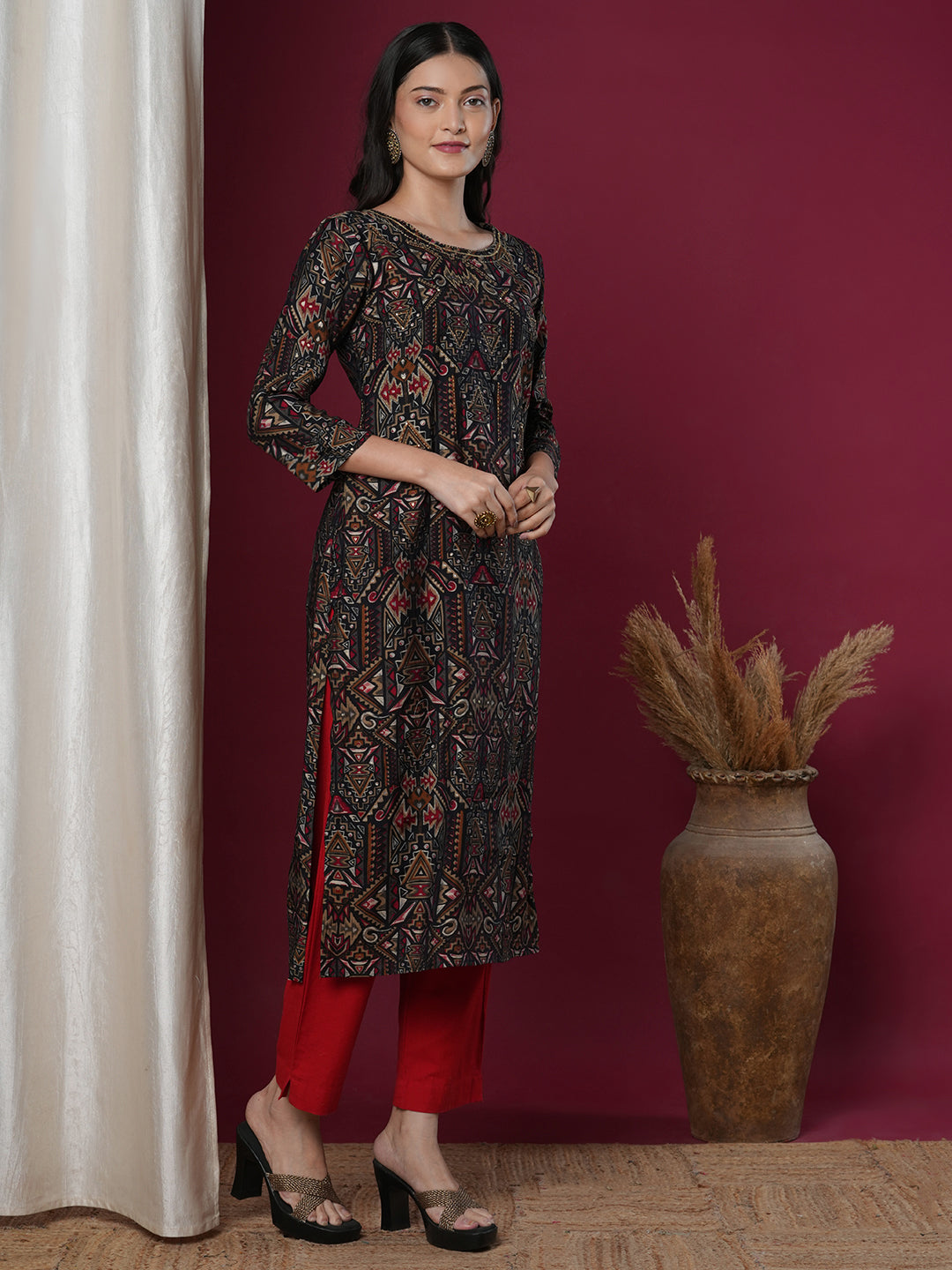 Ethnic Geometric Printed & Embroidered Straight Fit Kurta - Black