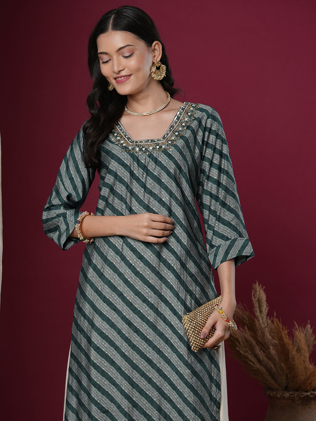 Leheriya Foil Printed & Hand Embroidered Straight Fit Kurta - Teal Green