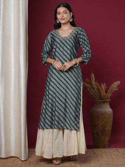 Leheriya Foil Printed & Hand Embroidered Straight Fit Kurta - Teal Green