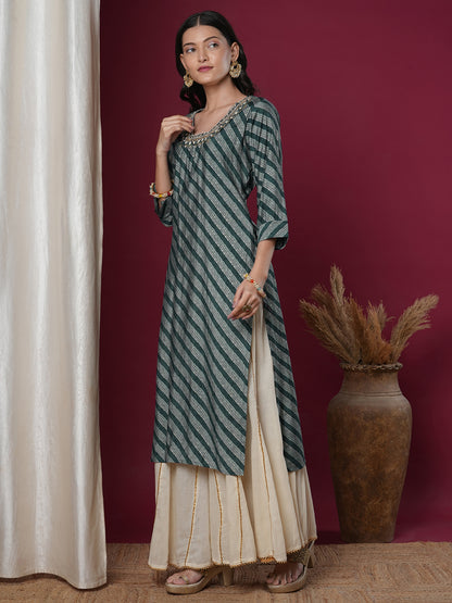 Leheriya Foil Printed & Hand Embroidered Straight Fit Kurta - Teal Green