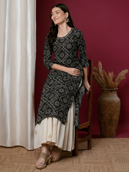 Ethnic Bandhani Printed & Embroidered Straight Fit Kurta - Black