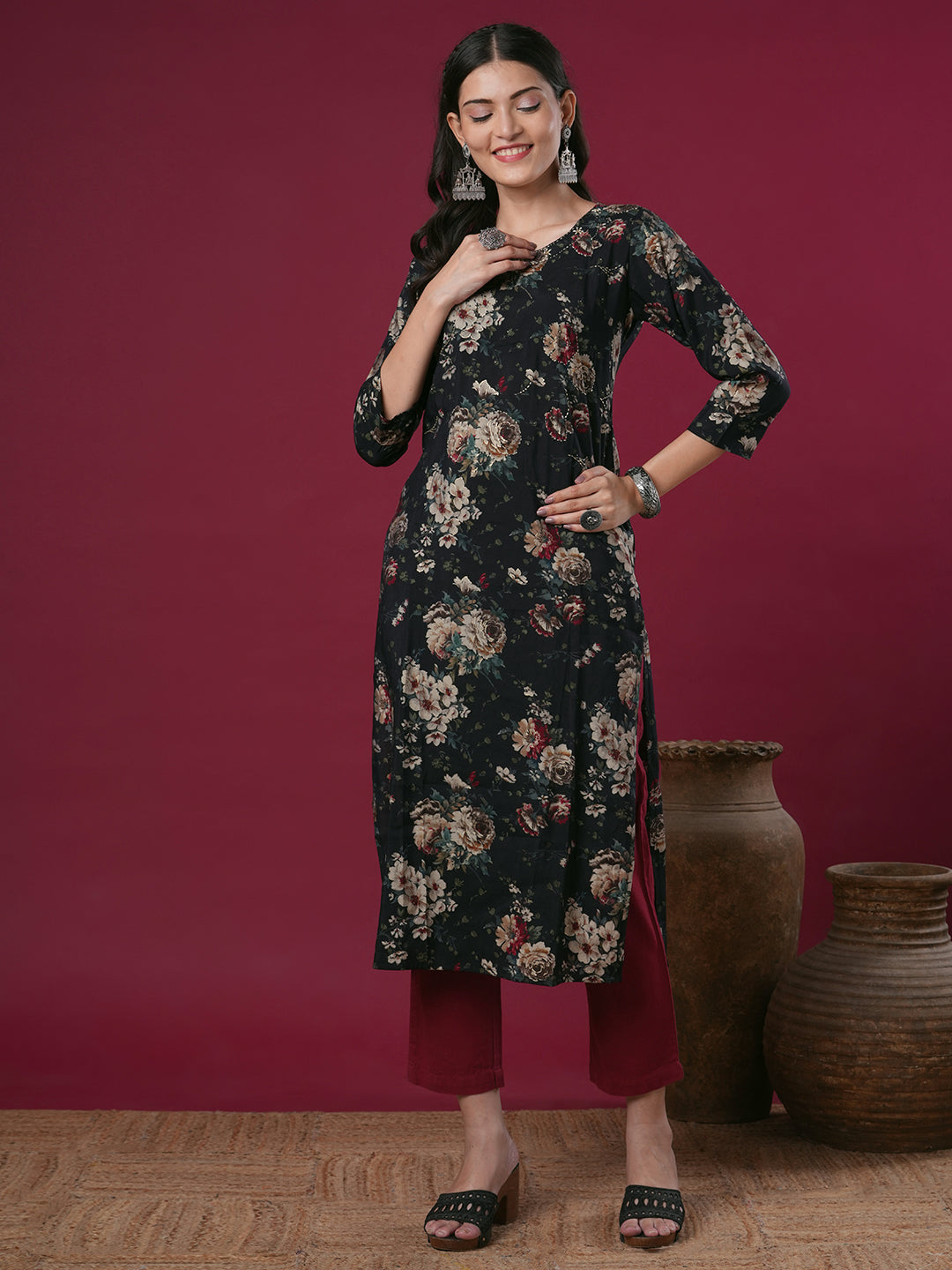 Floral Foil Printed & Embroidered Straight Fit Kurta - Black