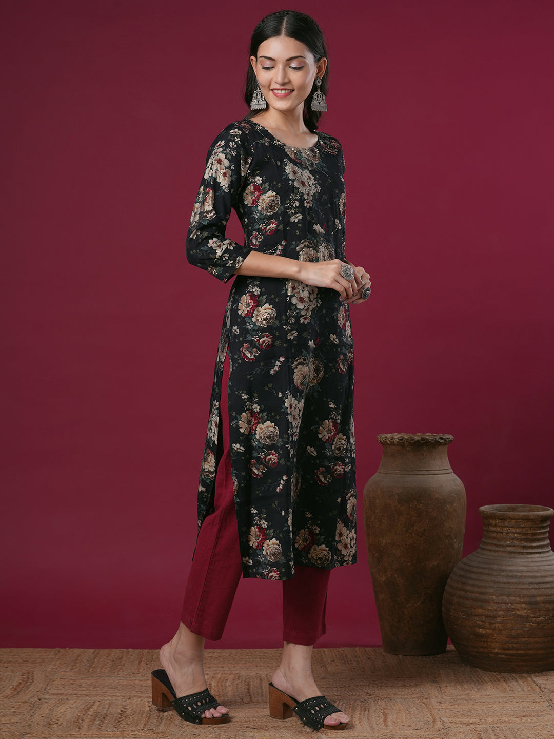 Floral Foil Printed & Embroidered Straight Fit Kurta - Black