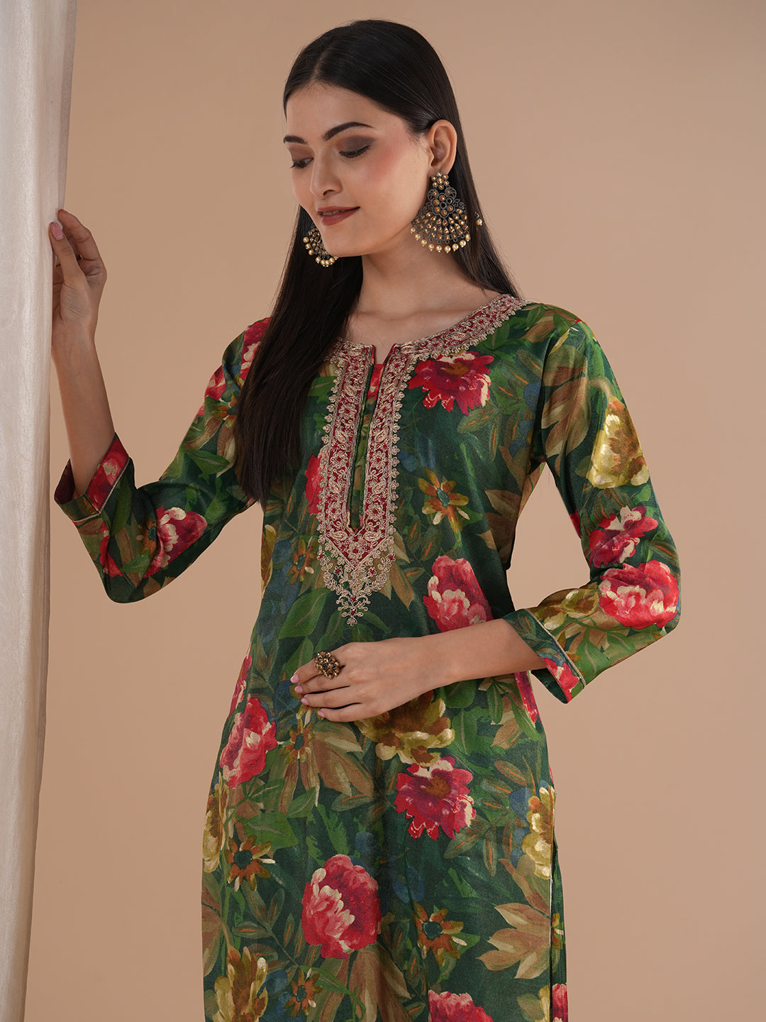 Ethnic Floral Printed & Embroidered Straight Fit Kurta - Green