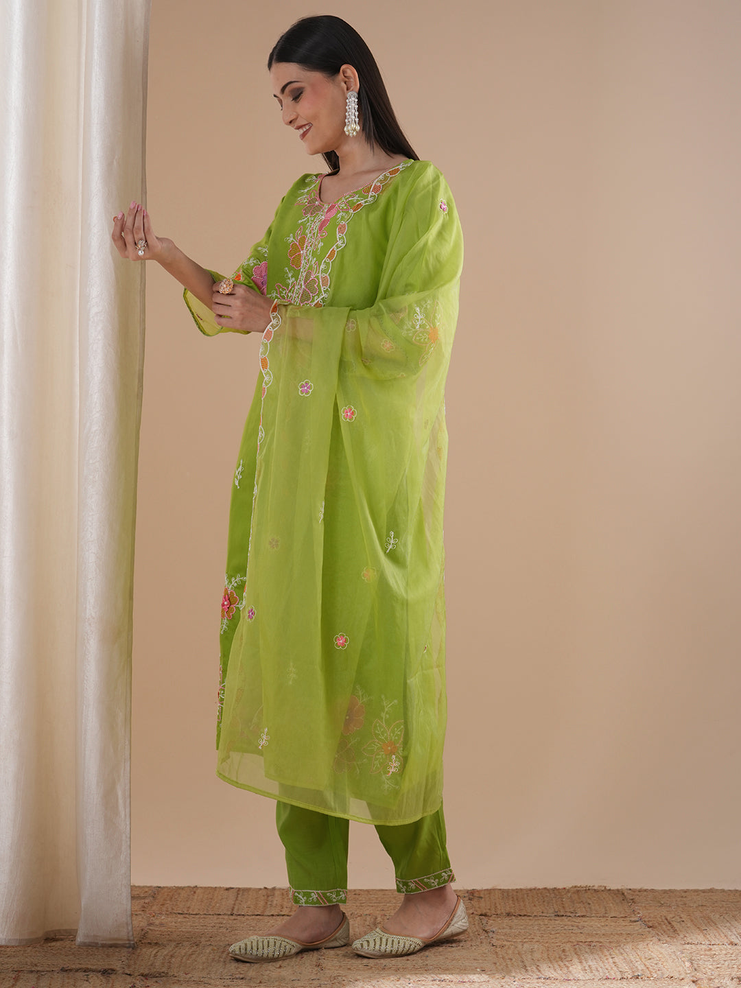 Solid Floral Embroidered Straight Fit Kurta with Pant and Dupatta - Light Green