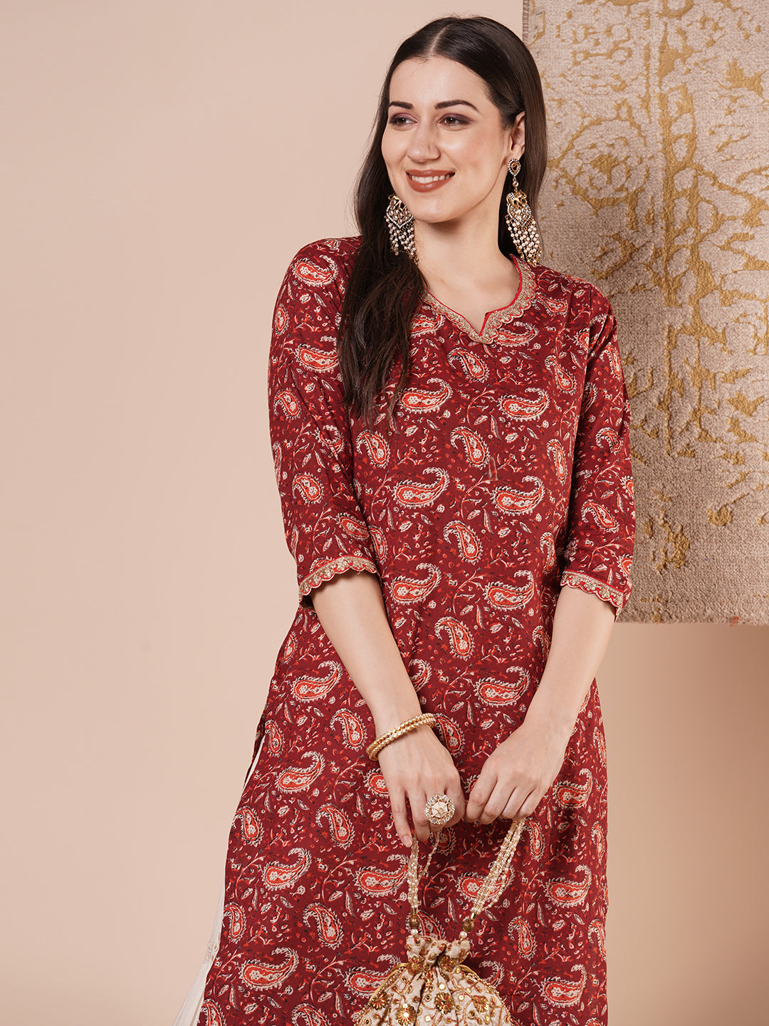 Ethnic & Printed & Embroidered Straight Fit Kurta - Maroon