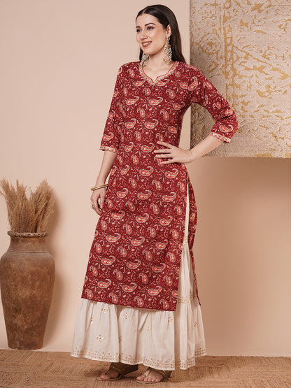 Ethnic & Printed & Embroidered Straight Fit Kurta - Maroon