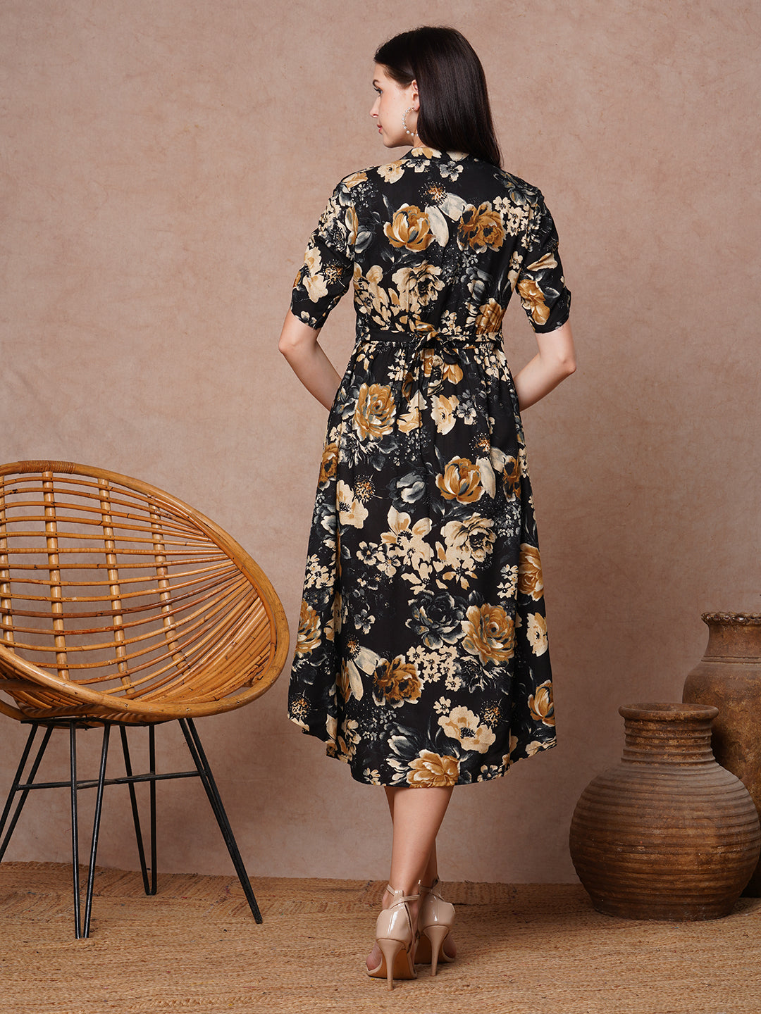 Floral Printed A-Line Flared Midi Dress - Black