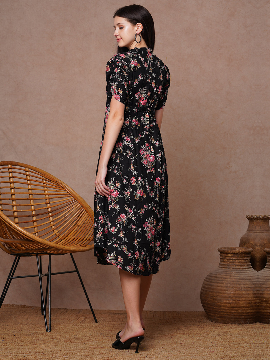 Floral Printed A-Line Flared Midi Dress - Black