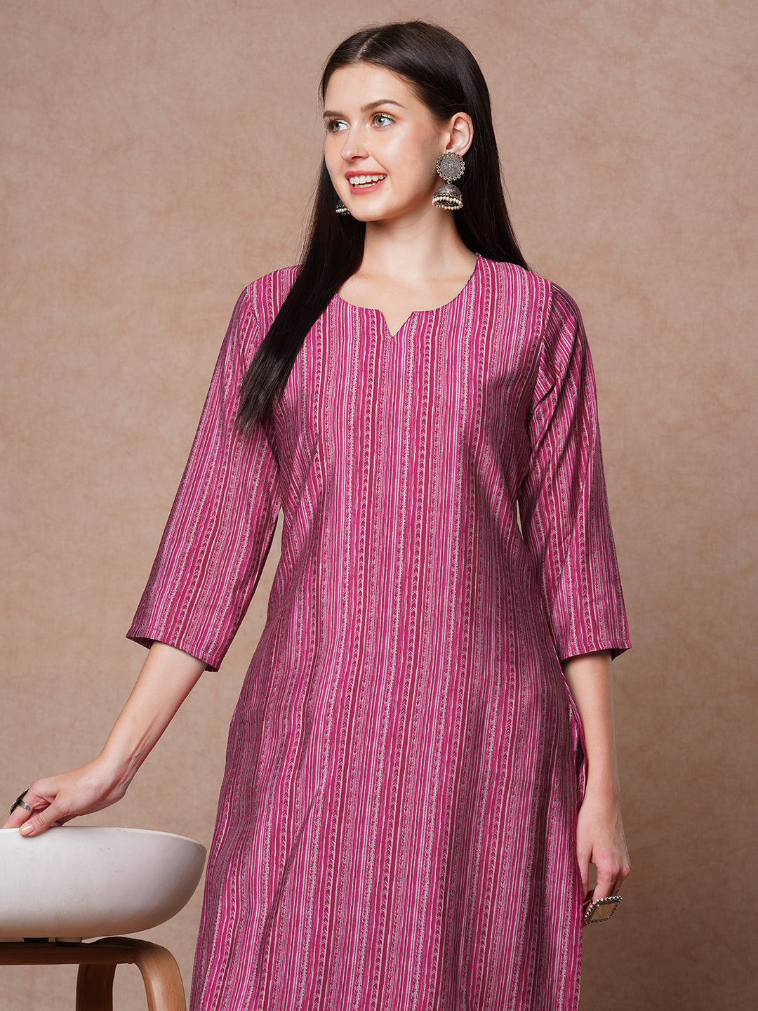 Ethnic & Printed & Embroidered Straight Fit Kurta - Pink