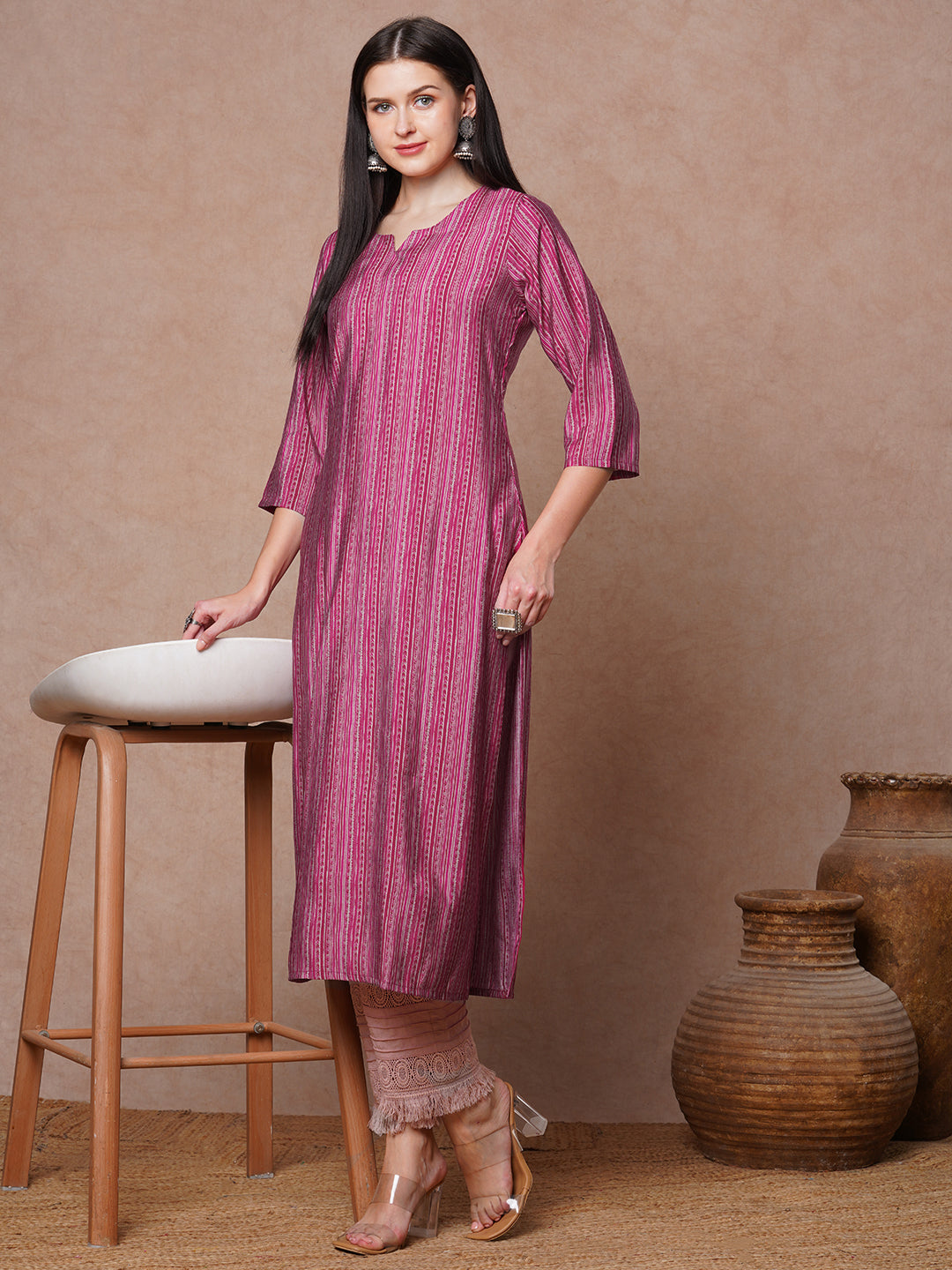 Ethnic & Printed & Embroidered Straight Fit Kurta - Pink