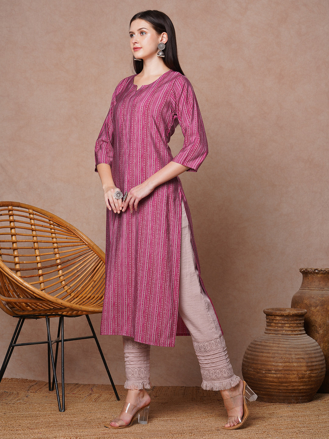 Ethnic & Printed & Embroidered Straight Fit Kurta - Pink