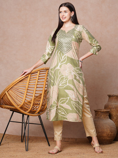 Abstract Floral Printed & Embroidered Straight Fit Kurta - Green