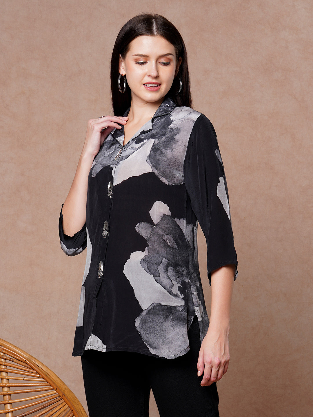 Abstract Printed Straight Fit Shirt - Black