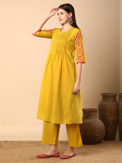 Solid Pin Tucked & Geometric Floral Embroidered A-Line Pleated Co-ord Set - Yellow