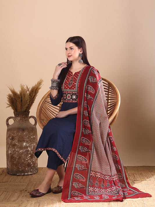 Solid Floral Embroidered Straight Fit Kurta with Pant and Dupatta - Blue