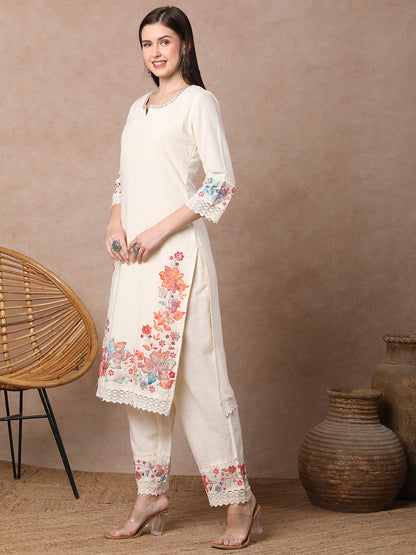 Solid Floral threadwork Embroidered Straight Kurta with Pant - Off White