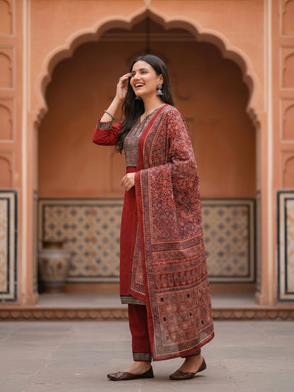Ethnic Floral Printed Yoke Straight Cut Solid Kurta with Pant and Printed Dupatta - Red