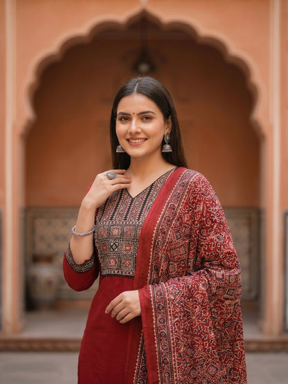 Ethnic Floral Printed Yoke Straight Cut Solid Kurta with Pant and Printed Dupatta - Red