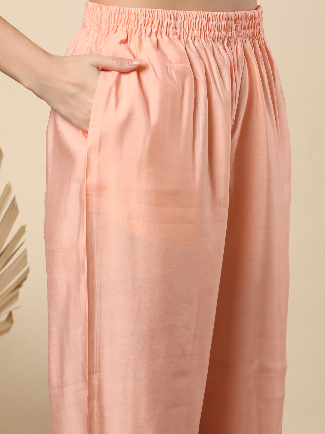 Floral Threadwork Embroidered Straight Cut Kurta with Pant & Organza Dupatta - Peach