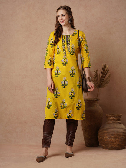 Ethnic Ikat Stylized Printed Straight Fit Cotton Kurta - Yellow