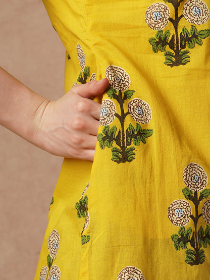 Ethnic Ikat Stylized Printed Straight Fit Cotton Kurta - Yellow