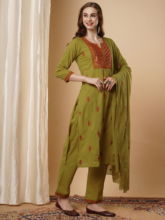 Solid Ethnic Mirror Embroidered Straight Cut Kurta with Pant & Dupatta - Green