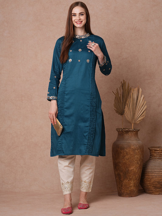 Solid Ethnic Floral Embroidered Straight Fit Kurta - Teal Blue