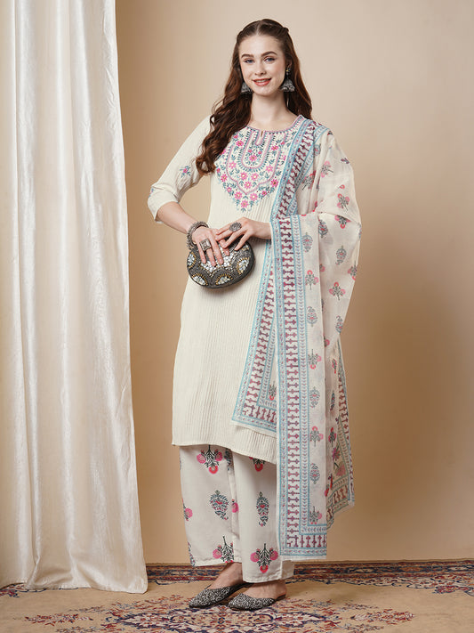 Ethnic Floral Embroidered Straight Fit Kurta Set -Off White