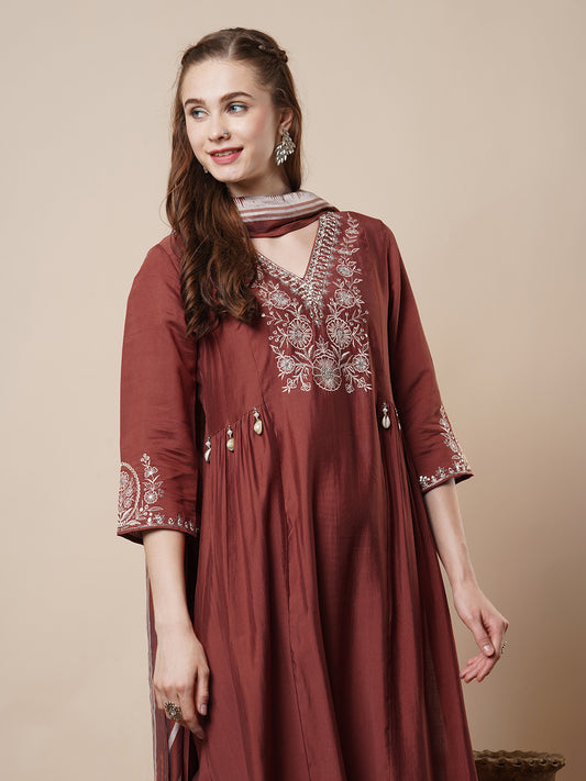 Solid Ethnic Floral Threadwork Embroidered Kurta with Pant & Dupatta - Rust